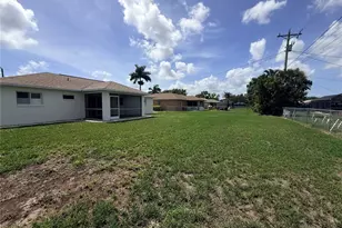 2136 SE 1st Ave, Cape Coral, FL 33990 - Photo 4