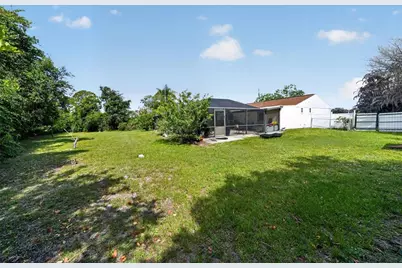 2832 SE Gantry Court, Port Saint Lucie, FL 34952 - Photo 32