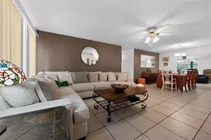 2832 SE Gantry Ct, Port Saint Lucie, FL 34952 - Photo 6