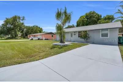 18634 Goodman Circle, Port Charlotte, FL 33948 - Photo 2