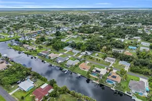 18634 Goodman Cir, Port Charlotte, FL 33948 - Photo 10