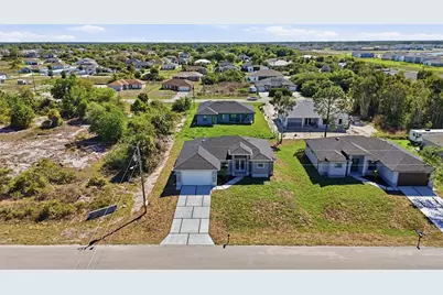 429 Palmyra Avenue, Lehigh Acres, FL 33974 - Photo 38