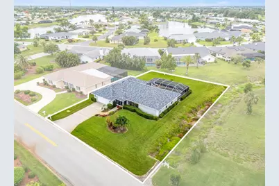 926 Sklar Drive W, Venice, FL 34293 - Photo 2