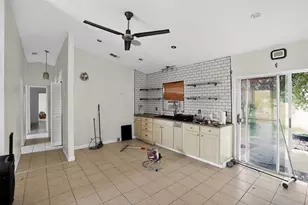 2760 39th Ave NE, Naples, FL 34120 - Photo 12
