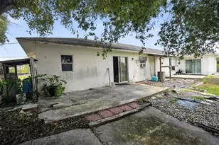 2760 39th Ave NE, Naples, FL 34120 - Photo 24