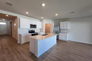 9489 Turtle Grass Cir, Punta Gorda, FL 33950 - Photo 4