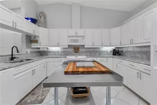 1780 Deborah Dr, Punta Gorda, FL 33950 - Photo 12