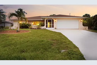 18682 Ashcroft Circle, Port Charlotte, FL 33948 - Photo 2