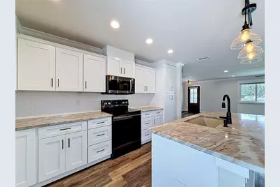 21024 Denise Avenue, Port Charlotte, FL 33952 - Photo 12