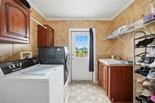 11354 SE South Hog Bay Ave, Arcadia, FL 34266 - Photo 32