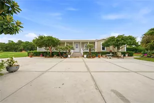 11354 SE South Hog Bay Ave, Arcadia, FL 34266 - Photo 2