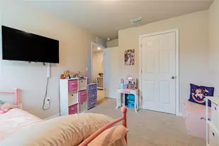 22420 Sacramento Ave, Port Charlotte, FL 33954 - Photo 12