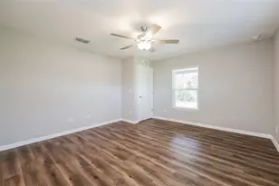 4458 Windsong Ave, North Port, FL 34287 - Photo 8