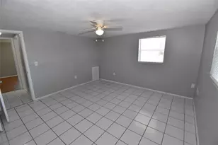 7130 Fireside Dr, Port Richey, FL 34668 - Photo 18