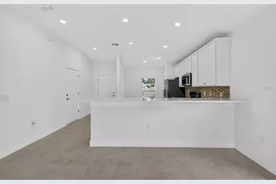 528 Rose Apple Circle, Port Charlotte, FL 33954 - Photo 14