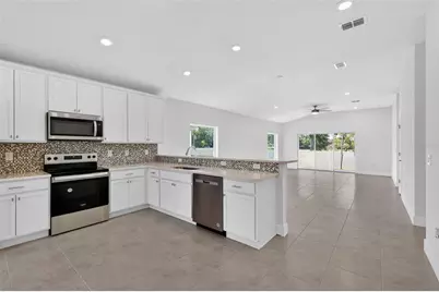 528 Rose Apple Circle, Port Charlotte, FL 33954 - Photo 8