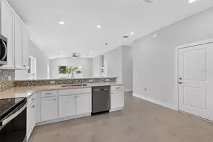 528 Rose Apple Cir, Port Charlotte, FL 33954 - Photo 14