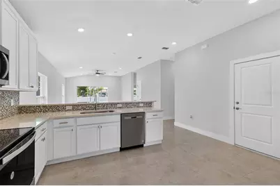 528 Rose Apple Circle, Port Charlotte, FL 33954 - Photo 12