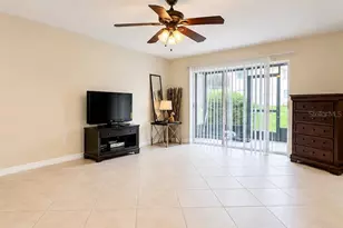 2702 Hidden Lake Dr S, Sarasota, FL 34237 - Photo 4