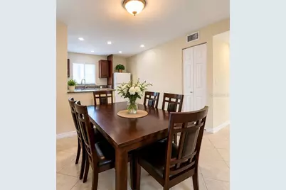 2702 Hidden Lake Drive S #A, Sarasota, FL 34237 - Photo 8
