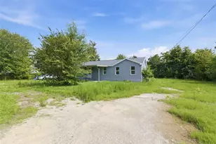 5205 E 11th St, Panama City, FL 32404 - Photo 4