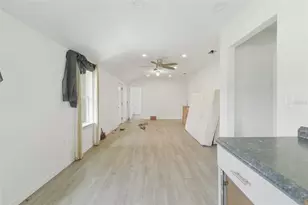 5205 E 11th St, Panama City, FL 32404 - Photo 22