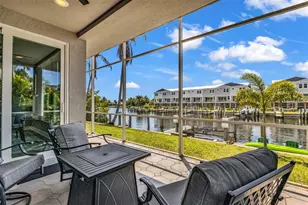 276 Lewis Cir, Punta Gorda, FL 33950 - Photo 2