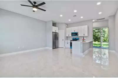 20462 Kenilworth Boulevard, Port Charlotte, FL 33954 - Photo 4