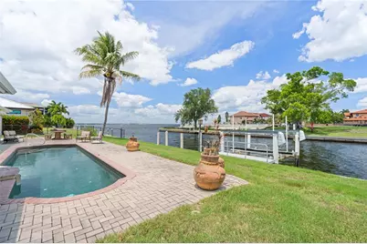 2211 Palm Tree Drive, Punta Gorda, FL 33950 - Photo 4