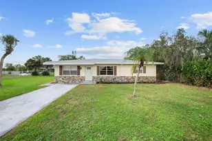154 Danforth Dr, Punta Gorda, FL 33980 - Photo 1