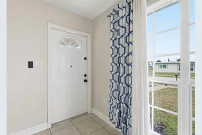 21882 Haines, Port Charlotte, FL 33952 - Photo 4