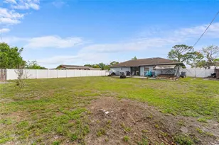 2239 Lotus Rd, Fort Myers, FL 33905 - Photo 24