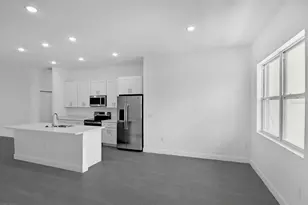 205 Australian Dr, Rotonda West, FL 33947 - Photo 6