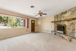 1505 Pine St E, Nokomis, FL 34275 - Photo 4