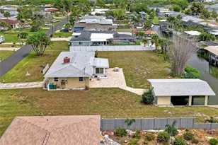 1447 Lemon Bay Dr, Englewood, FL 34223 - Photo 38