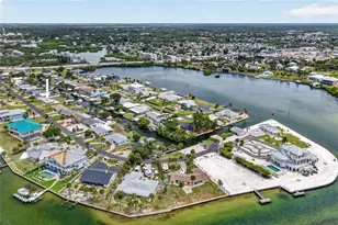 1447 Lemon Bay Dr, Englewood, FL 34223 - Photo 34