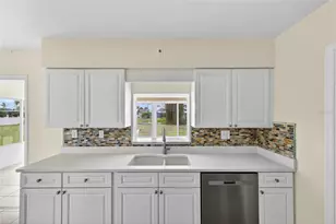 1447 Lemon Bay Dr, Englewood, FL 34223 - Photo 12