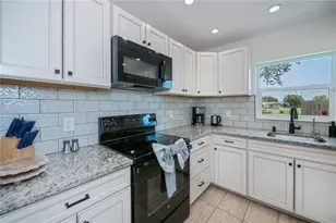 21539 Gladis Ave, Port Charlotte, FL 33952 - Photo 16