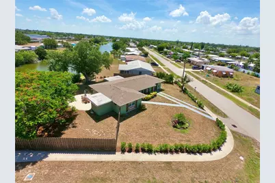 21539 Gladis Avenue, Port Charlotte, FL 33952 - Photo 64