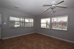220 6th Ave N, Saint Petersburg, FL 33701 - Photo 12