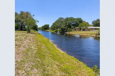 231 Caddy Road, Rotonda West, FL 33947 - Photo 8
