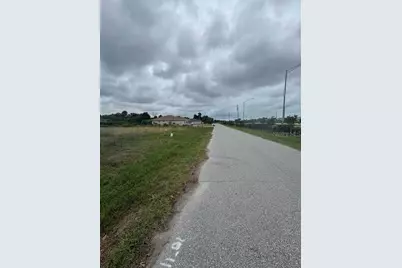 139 Sesame Road W, Rotonda West, FL 33947 - Photo 4