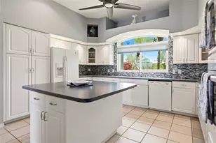 7100 San Casa Dr, Englewood, FL 34224 - Photo 12