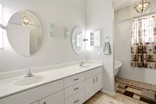 7100 San Casa Dr, Englewood, FL 34224 - Photo 26