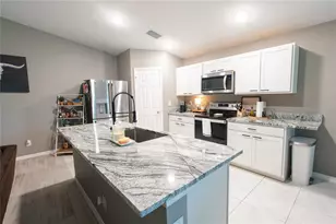 3715 Teakwood St, Fort Myers, FL 33905 - Photo 10
