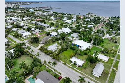 708 W Olympia Avenue, Punta Gorda, FL 33950 - Photo 62