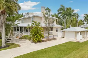 740 W Virginia Ave, Punta Gorda, FL 33950 - Photo 1