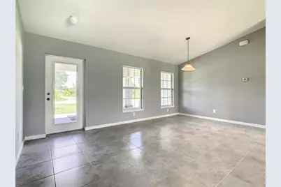27307 Tierra Del Fuego Circle, Punta Gorda, FL 33983 - Photo 8