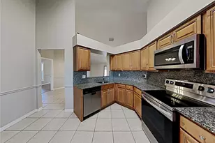 11701 Lynmoor Dr, Riverview, FL 33579 - Photo 6
