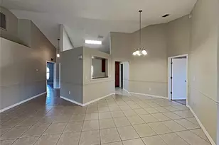 11701 Lynmoor Dr, Riverview, FL 33579 - Photo 2